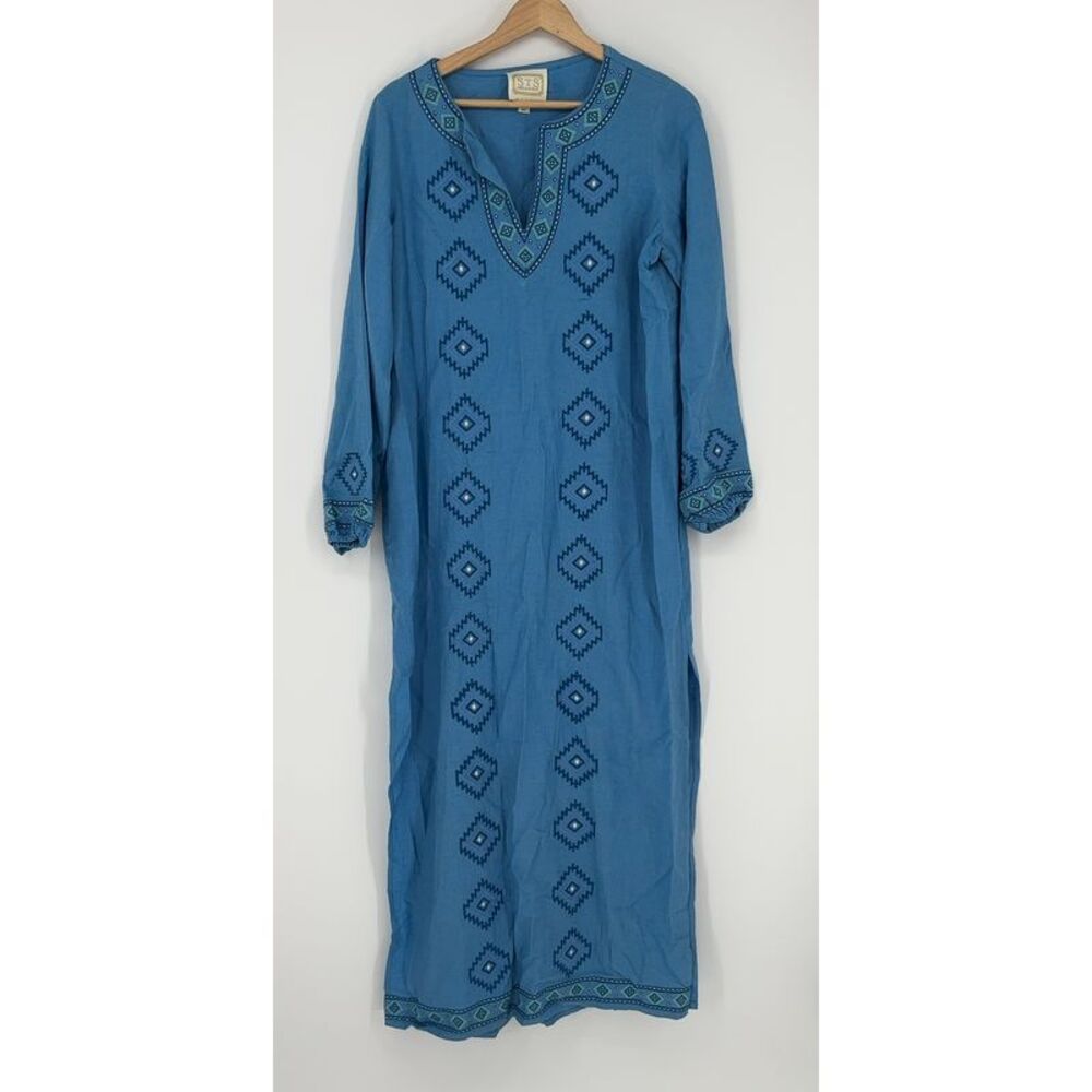 Sail to Sable Hydrangea Embroidered Caftan